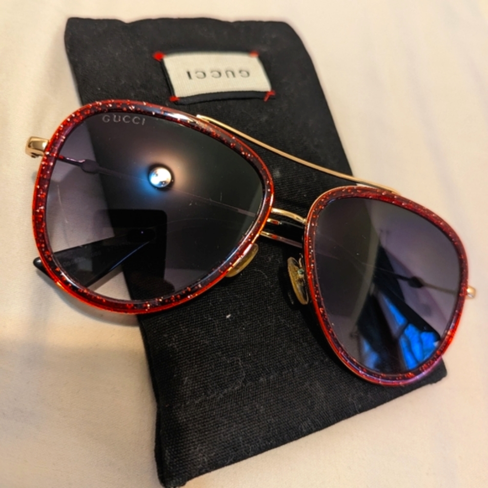 Gucci aviator's unisex red frame sunglasses